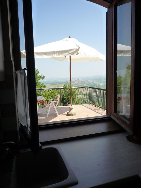 La Vigna Del Parroco Apartment Verduno Room photo
